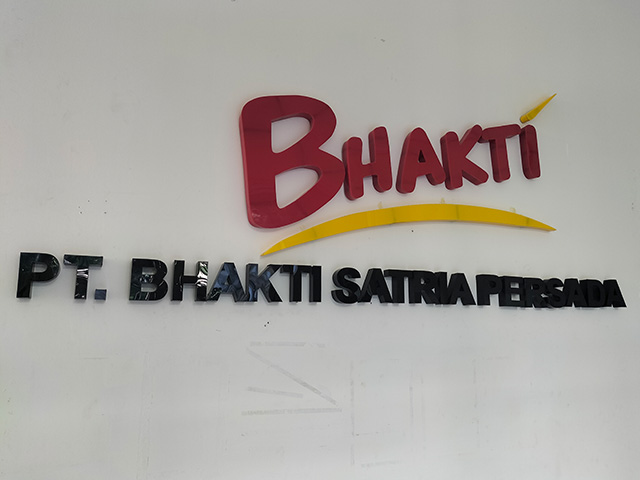 bhakti satria persada huruf timbul